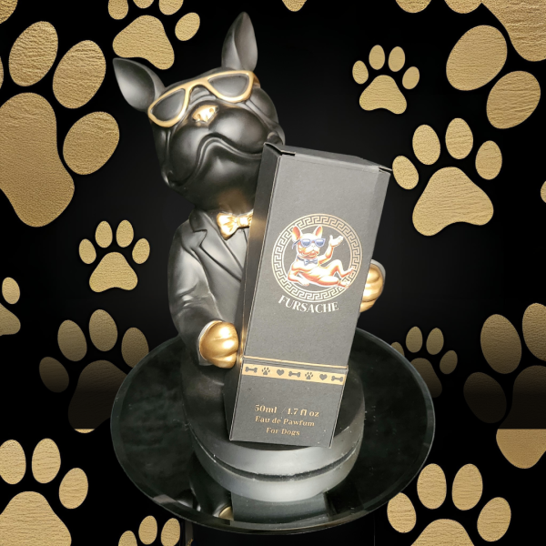 Fursache dog deodoriser spray – 50ml luxury packaging display